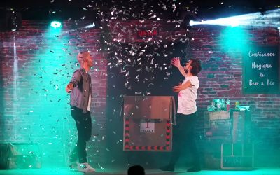 ARBRE DE NOËL : LE TOUR DU MONDE MAGIQUE DE MAX ET LÉO